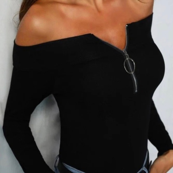 Tops - Off the Shoulder Top